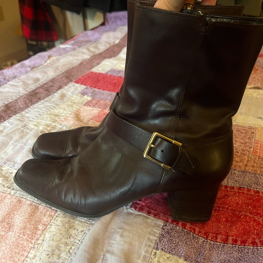 AK Anne Klein Brown Leather women’s boots size 8.5